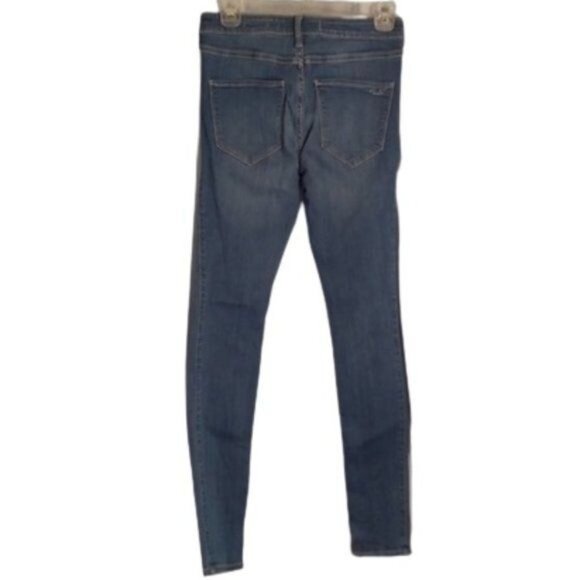 Hollister Size 7L W28 L30 Jean Leggings Womens High-Rise Blue Denim Stretch - Picture 9 of 9